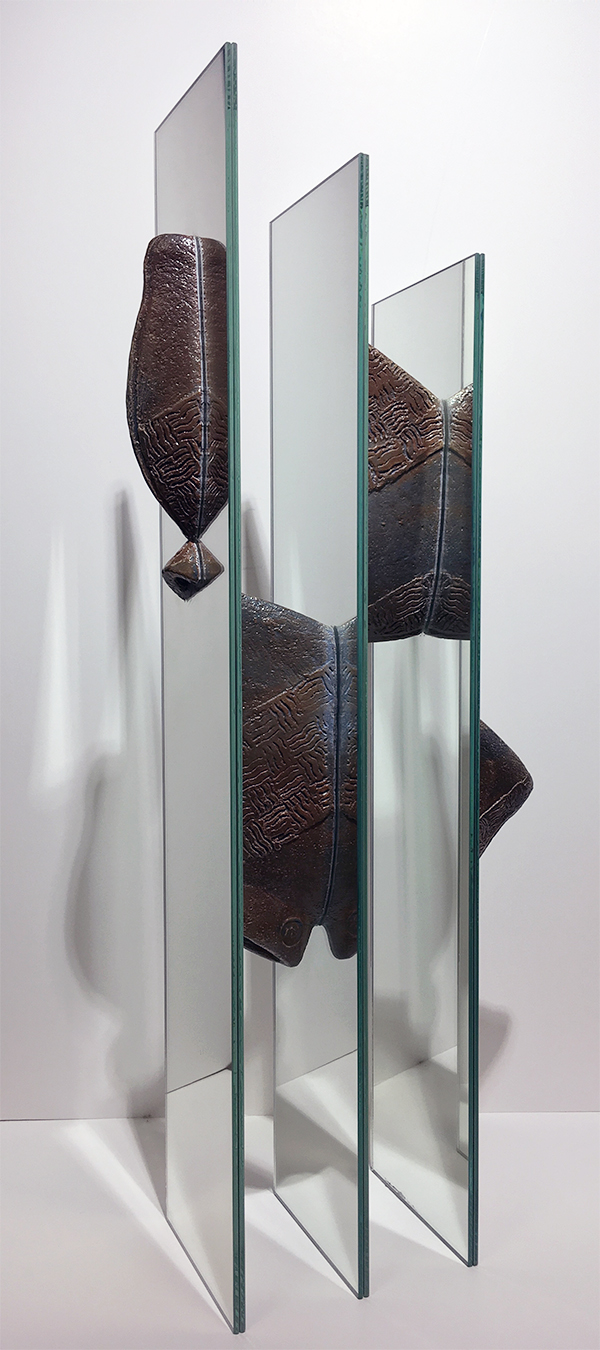 time space jar, Keramik, 50 x 20 x 8 cm - Galerie Wroblowski